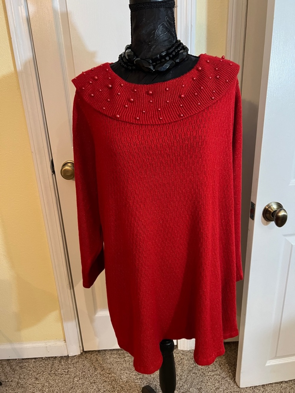 Briggs New York Red Pearl-Embellished Scoop Neck Sweater